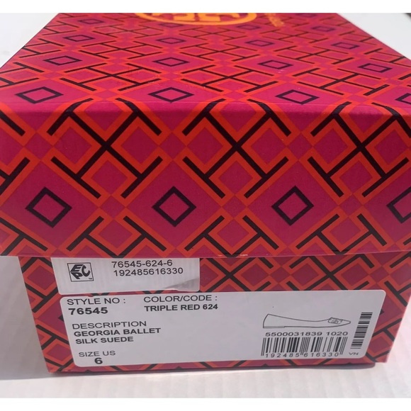 Tory Burch Size 6 Red Georgia Flat Suede Ballet Shoes - Picture 8 of 8